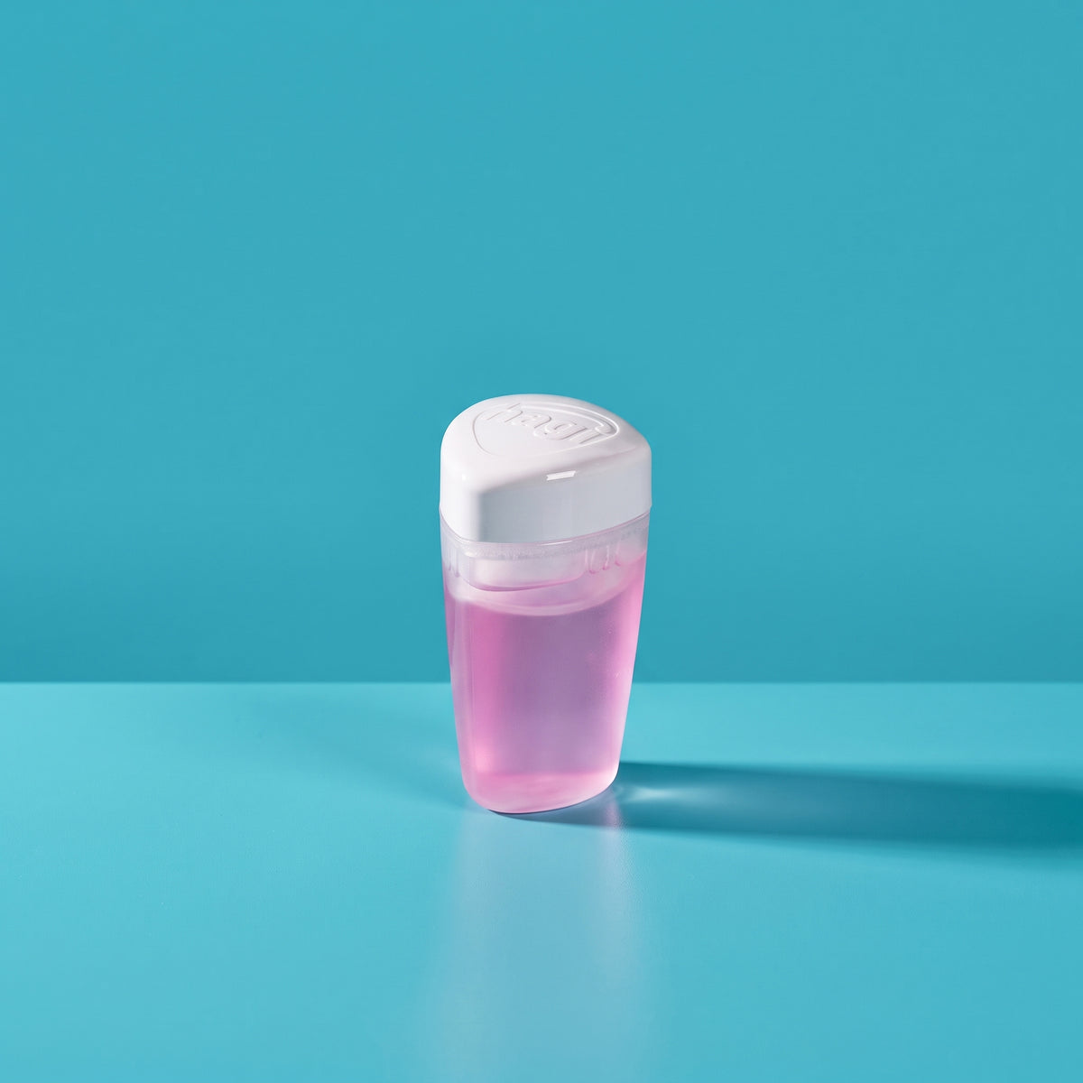hagi Popo Schaum Mini Nachfüller 30 ml auf dem Tisch